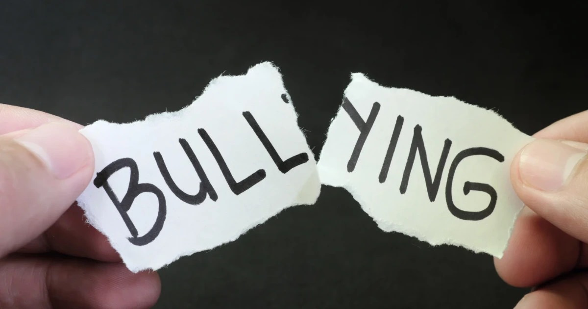cyberbullying vs. traditional bullying