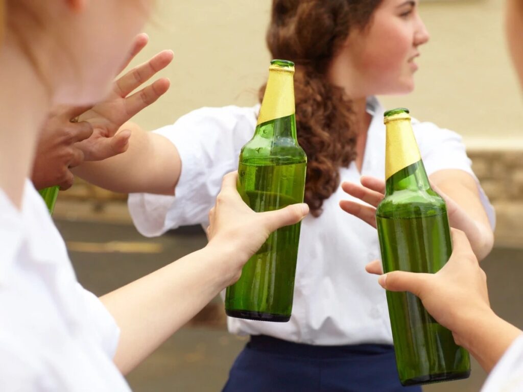 ways to resist peer pressure