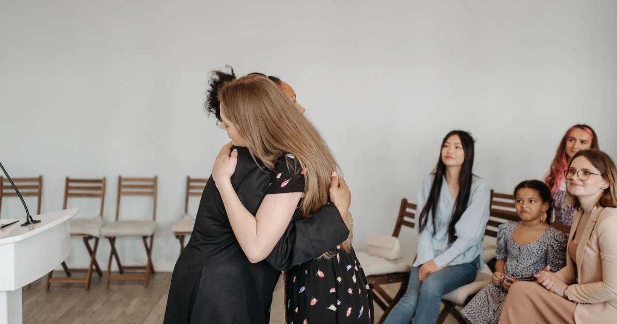 teens showcasing one of the 6 positive effects of peer pressure